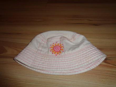 Klobúčik, 92
