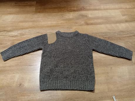 Sveter next v.104, next,104