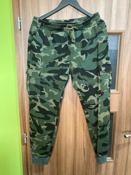 Vojenské tepláky, benter,l