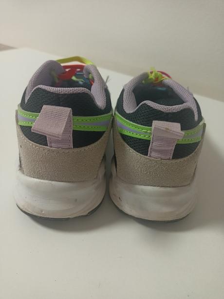 Farebné tenisky, reserved,29