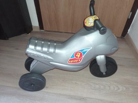 Odrážadlo motorka, 