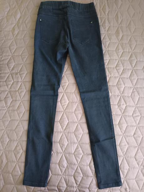 6 párov nohavíc, 38