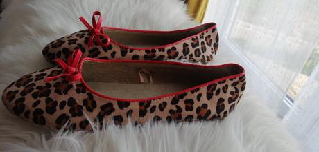 Dievčenské balerínky, 34