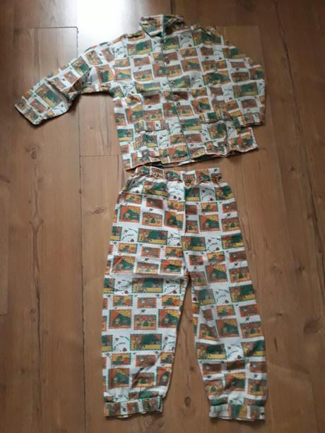 Flanelové pyžamo, 116