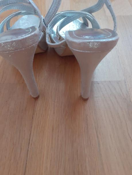 Sandále veľkosť 37, 37
