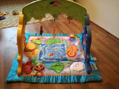 Hrazdicka s hracou dekou,