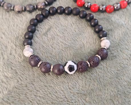 Náramok z minerálov, 