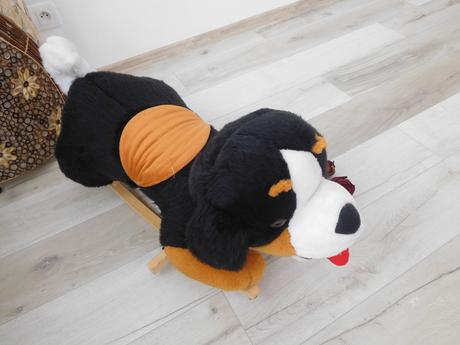 Hojdacie kresielko psík berny,