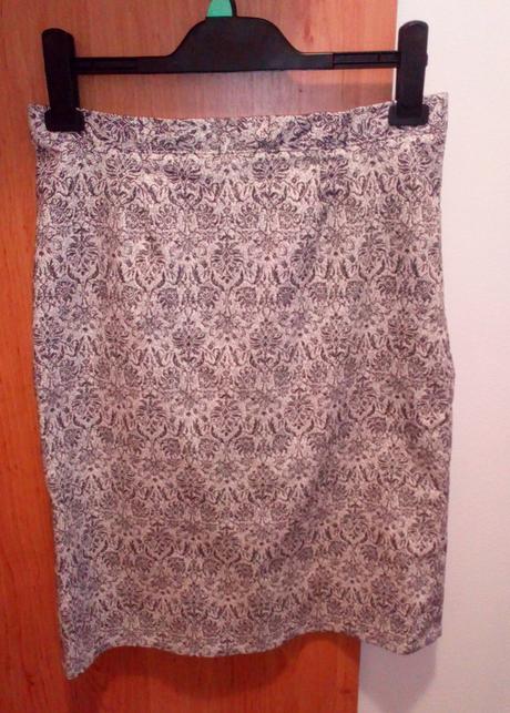 Puzdrová sukňa, 40