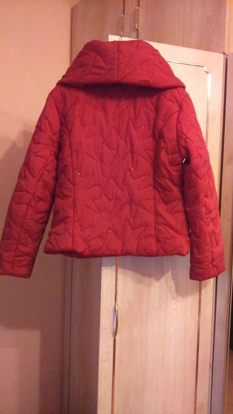 Červená zimná bunda, l