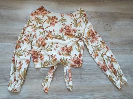 Nenosená dámska kvetinková blúzka m/38, f&f,m