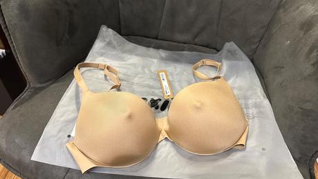 Skims podprsenka nipple ultimate bra 32c, 70c