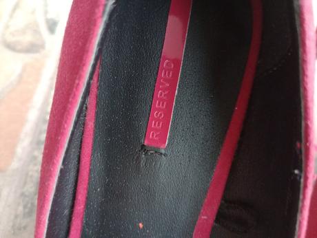 Červené lodičky, reserved,37