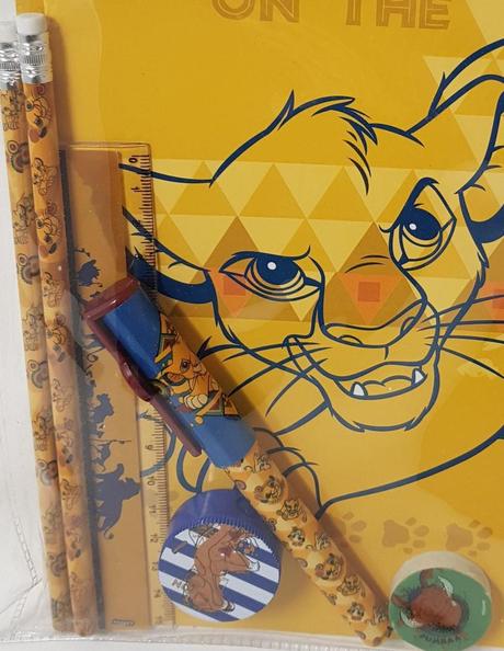 Leví kráľ lion king disney zošit a ceruzky,