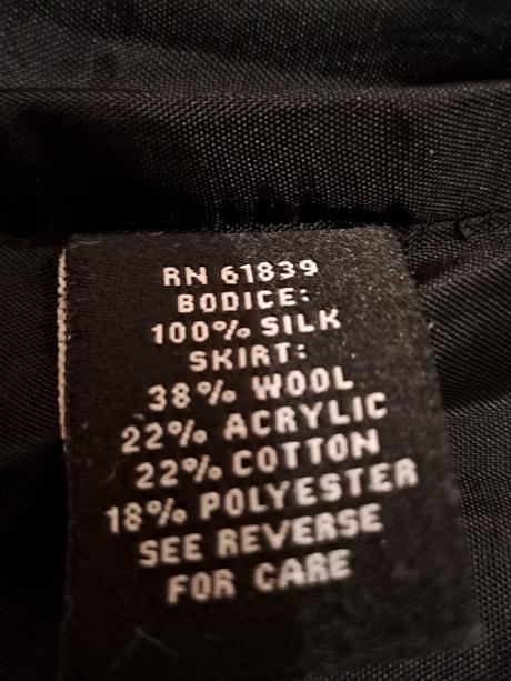 Zaujímavé  vlnené vintage šaty s bolerkom, 38