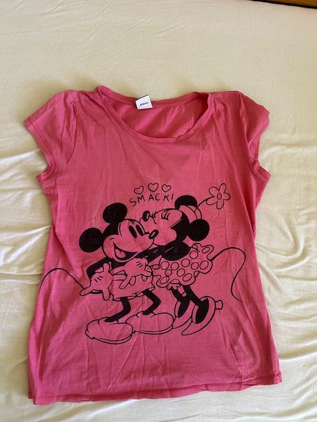 Dve tričká, disney,40