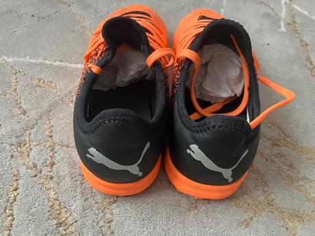 Turfy, puma,38