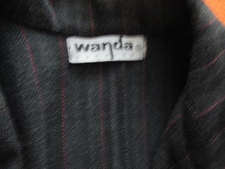 Lacno, tmavosedy nohavicovy kostym "s", s