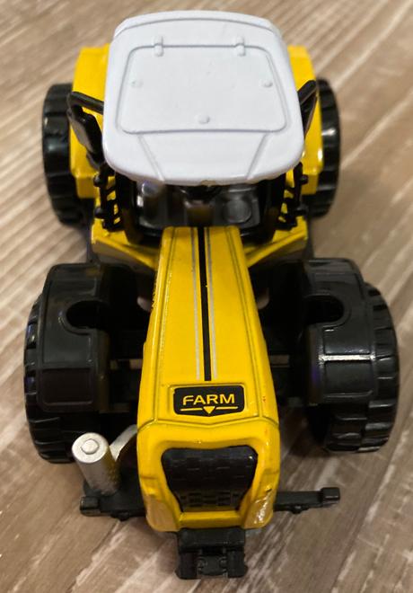 Autíčko traktor, 
