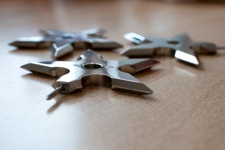 Ninja hviezda / nástenný háčik / 3 ks, 