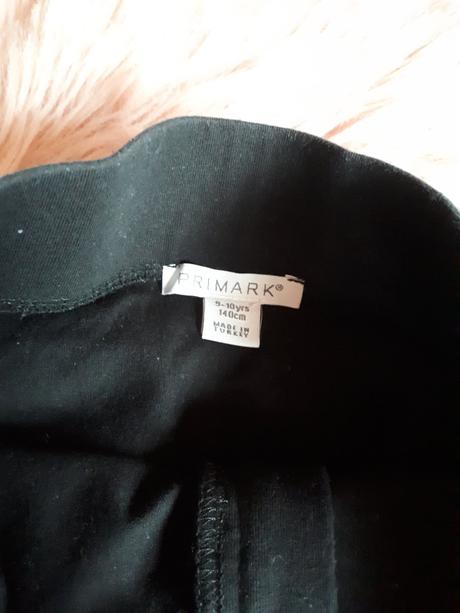 Suknicka teplakova, primark,140