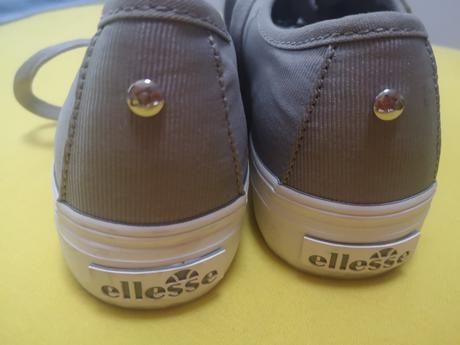 Ellesse, 38