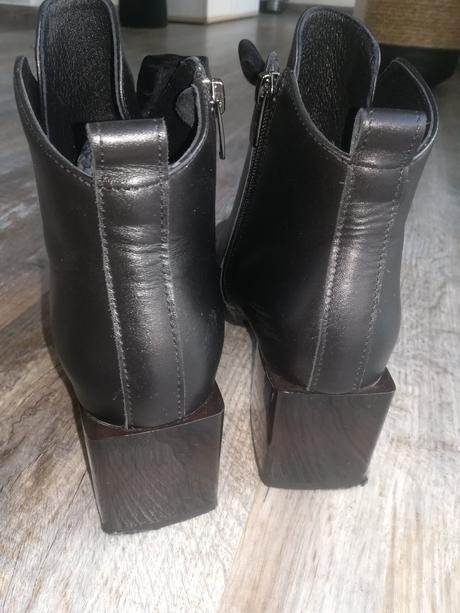 Kožené čižmičky, 38