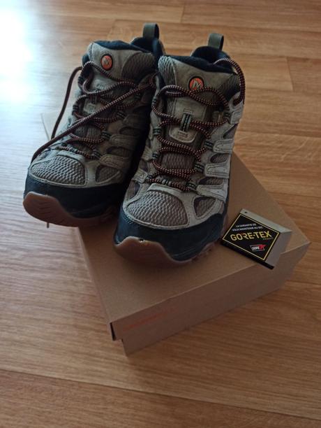Turisticka obuv, merrel,43