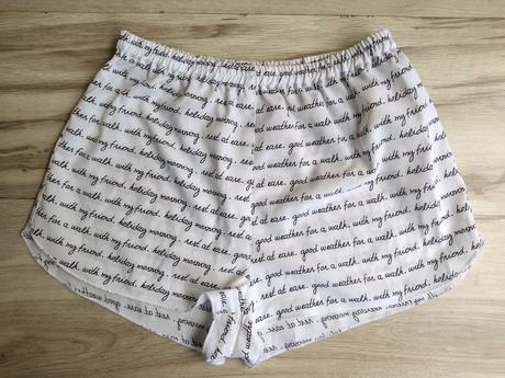 Pyžamová biela 2-dielna súprava s podtlačou viet, s