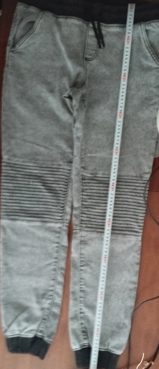 Riflle 2x chlapci šedočierne a čiernošedé, popis., chapter young,170