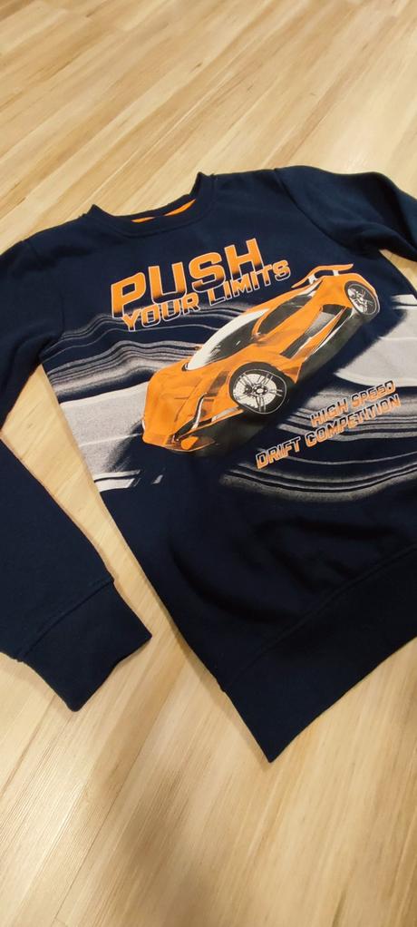 Mikina, chapter young,146