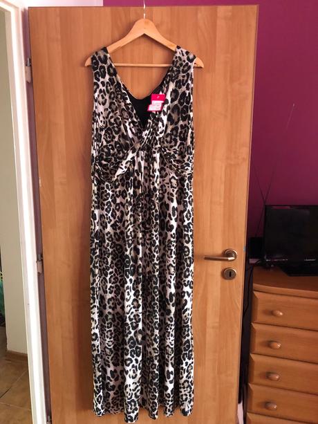 Tigrované šaty, 48