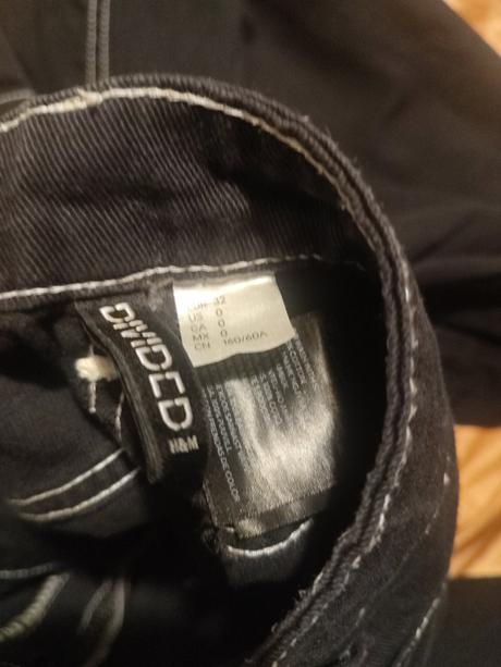 Čierne nohavice, h&m,32