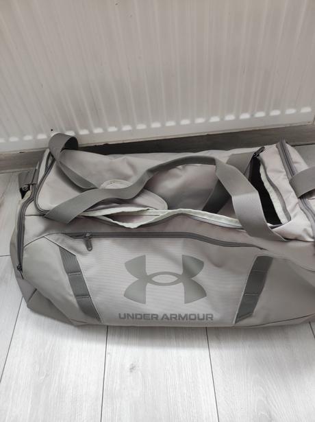 Športová taška under armour,