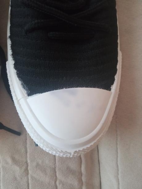 Tenisky s bielou podrážkou, 38