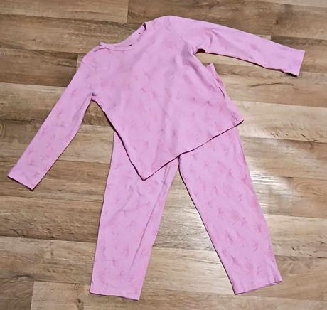 Pyžamo 122, sinsay,122