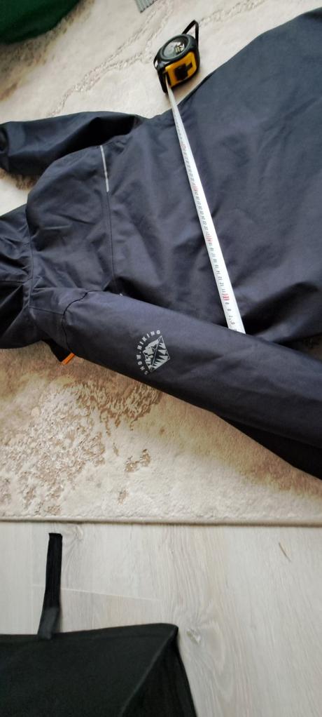 Zimna bunda 2v 1, decathlon,158