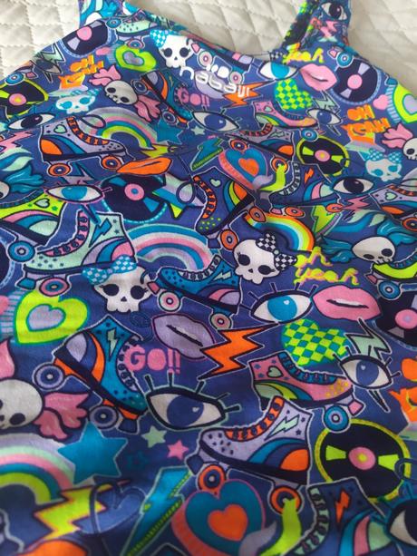 Úžasné plavky, nabaiji,140