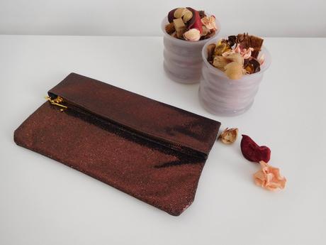 Kabelka   leaf   28 x 16 cm,, 