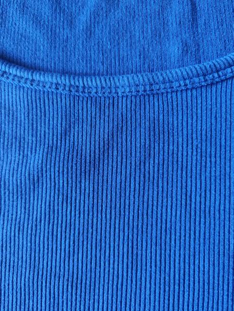 Tielko v top stave, s