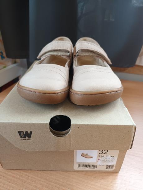 Dievčenské kožené topánky, baťa,32