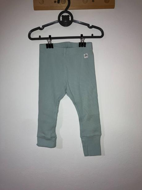 Rastúce vrúbkované legíny, lindex,80