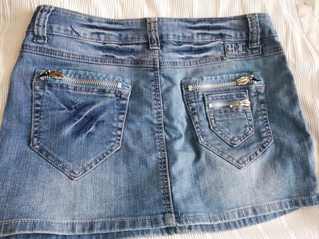 Riflova minisukna, 30