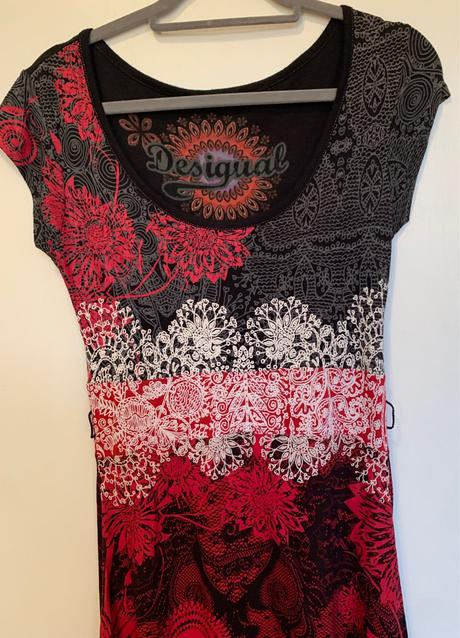 Desigual čierne šaty so vzorom, desigual,m