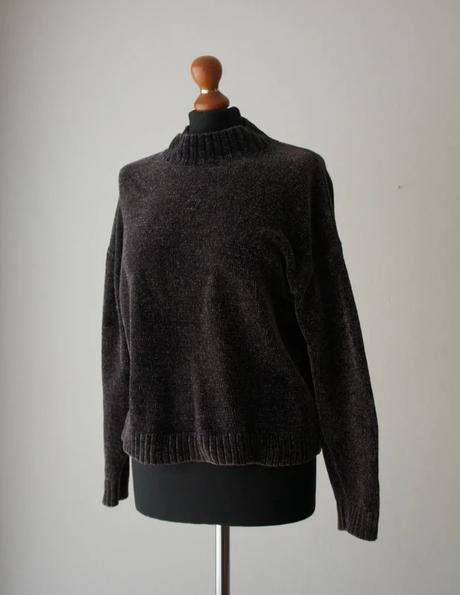 Zamatový/žinylkový rolákový sveter zn.fb sister, xs