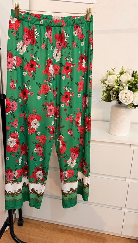 Luxusné kvetinové midi nohavice zara boho chic, zara,m