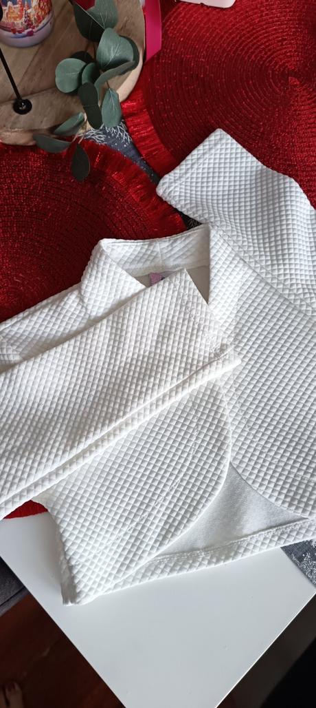 Slávnostné bolerko, 152