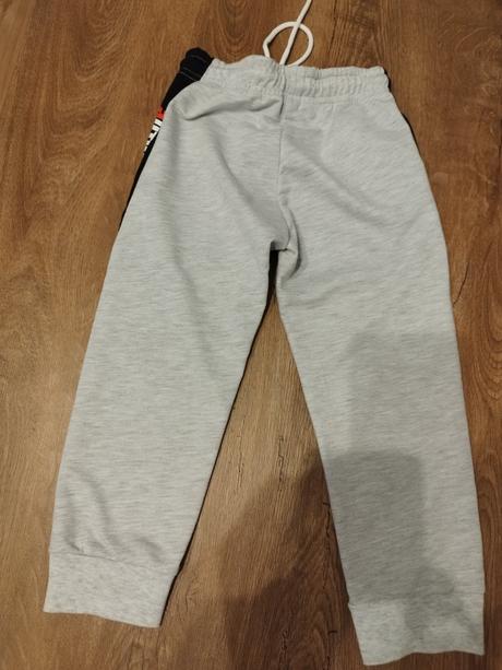 Tepláky zn. authority v. 104/110, authority,104