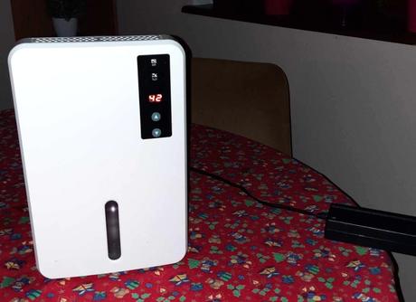 Predám odvlhčovač vzduchu geti gmd 819,