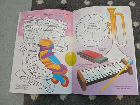 Pracovny zosit s nalepkami - farby,